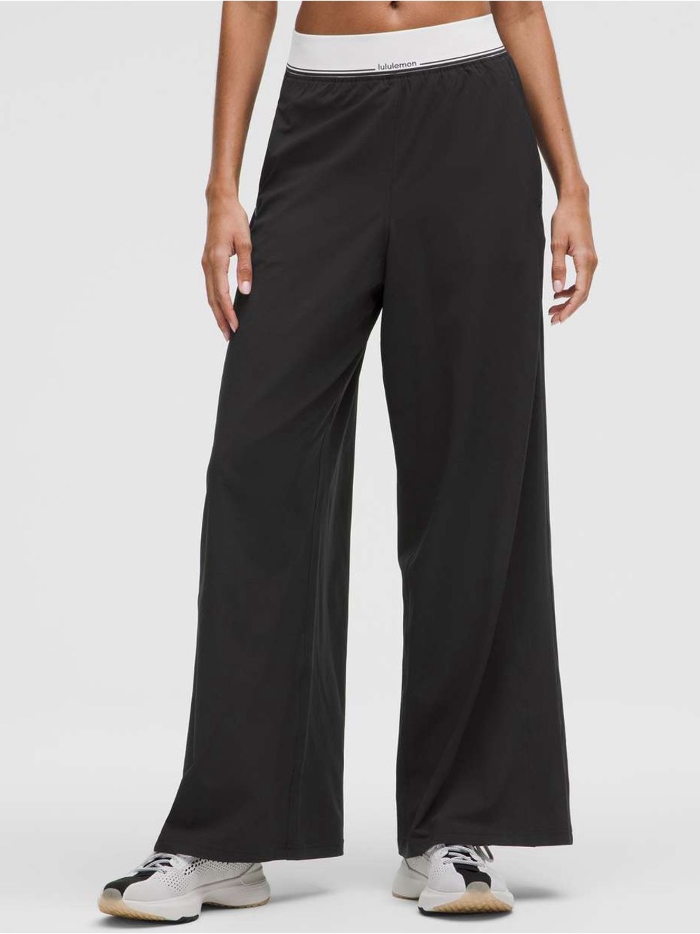 Lululemon Swift High-Rise Wide-Leg Pant
Logo Waistband